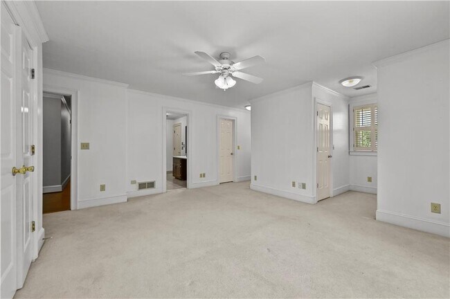 Building Photo - 860 Cramac Dr