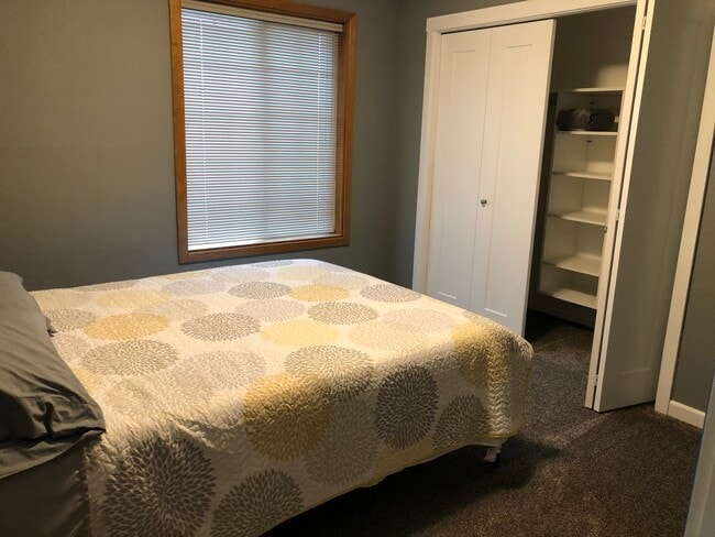 Building Photo - 5201 W 14th Ave