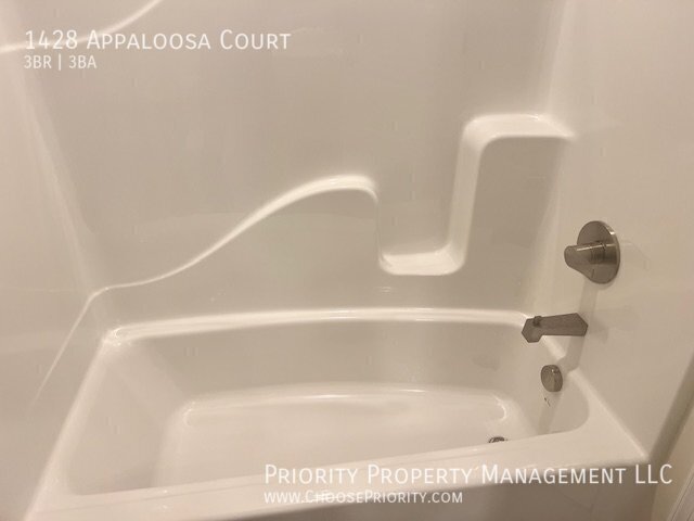 Building Photo - 1428 Appaloosa Ct