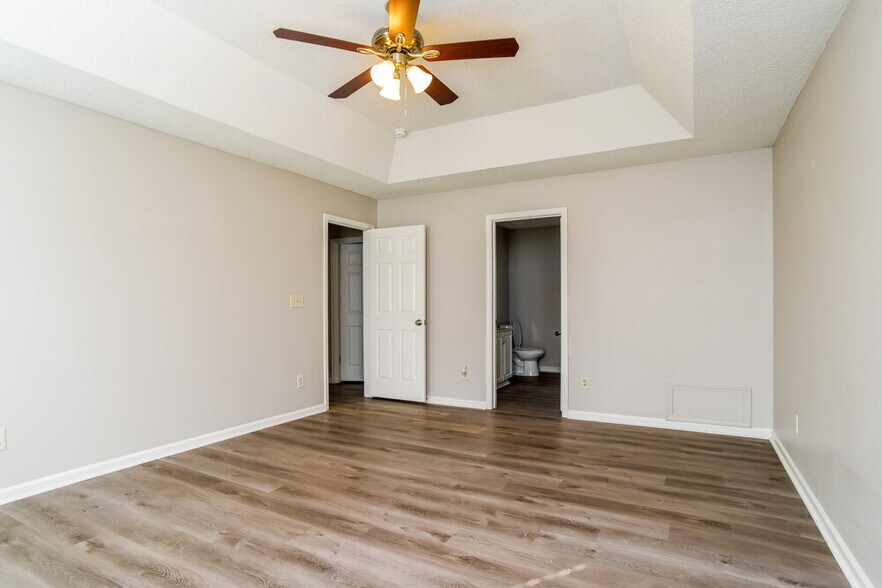 Building Photo - 12824 Diamond Dr