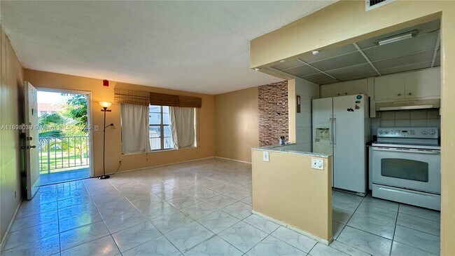 Building Photo - 2901 NW 47th Terrace