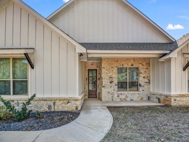 Building Photo - 183 Graystone Dr