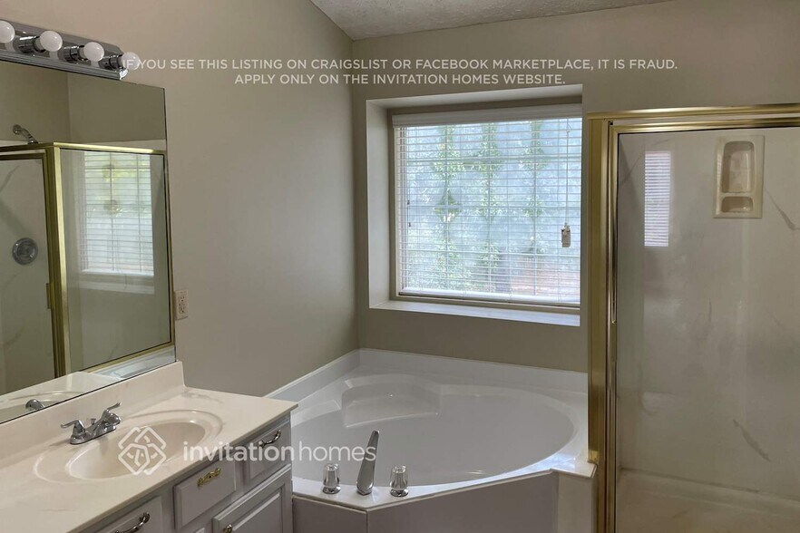 Building Photo - 4518 Legend Hollow Ln