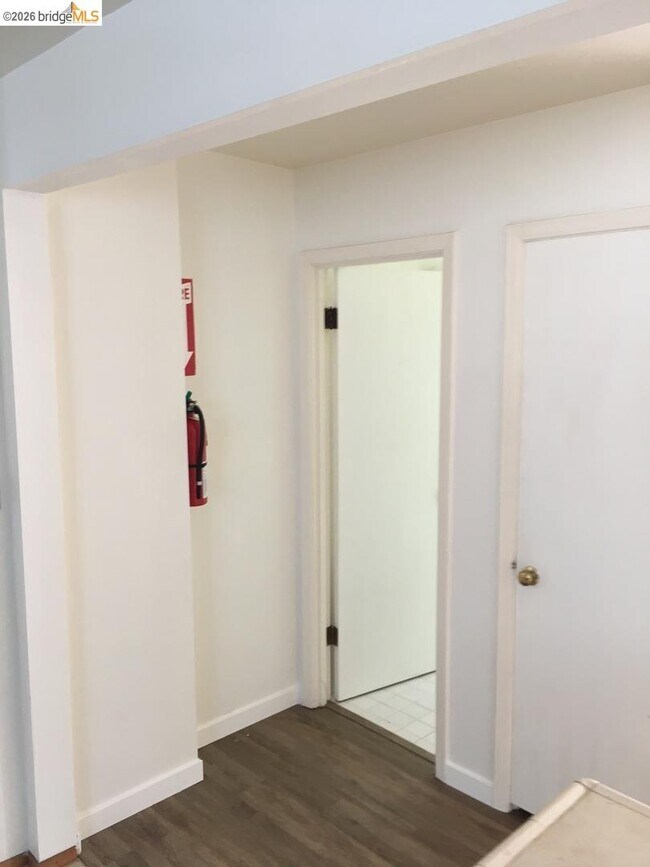 Building Photo - 1641 Walnut St