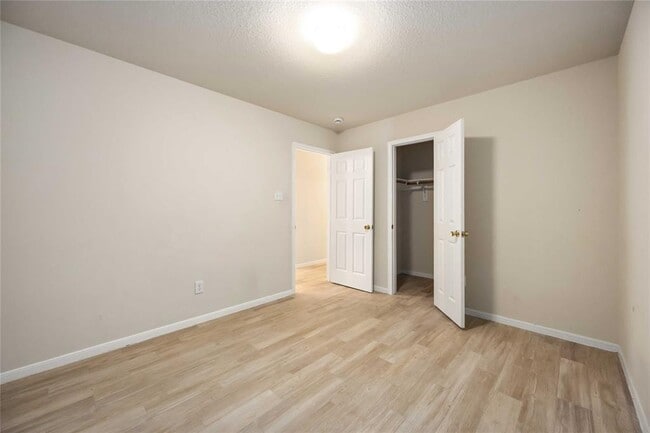 Building Photo - 29319 Alba Rose Dr