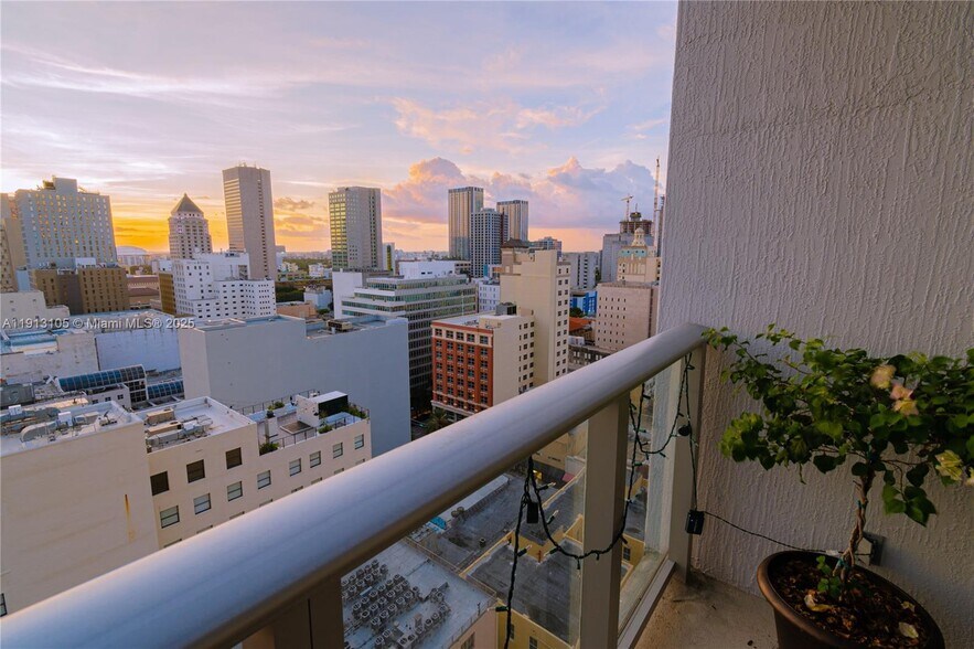 Building Photo - 151 SE 1st St