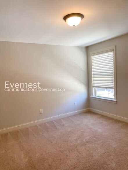 Building Photo - 4208 Stone Hall Blvd