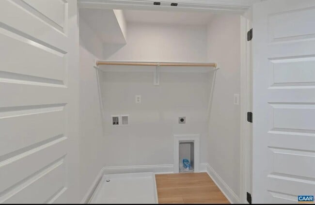 Building Photo - 805 Park Ridge Dr