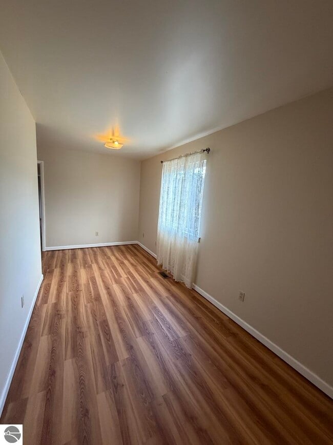 Building Photo - 8334 M-113