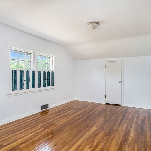 Bedroom - 716 S Twyckenham Dr
