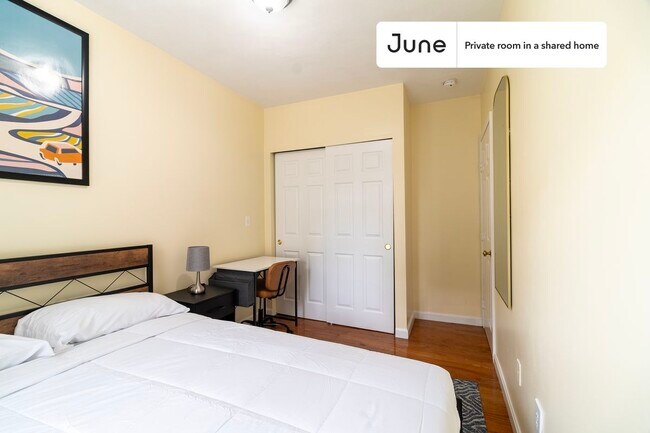 Building Photo - Room in Shared 3 bed/2 bath home in East Boston