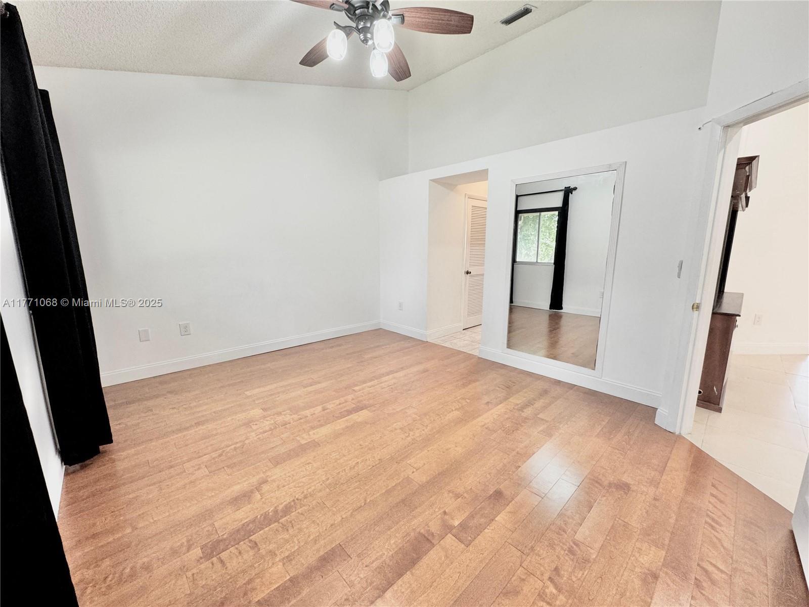 Building Photo - 16320 Malibu Dr