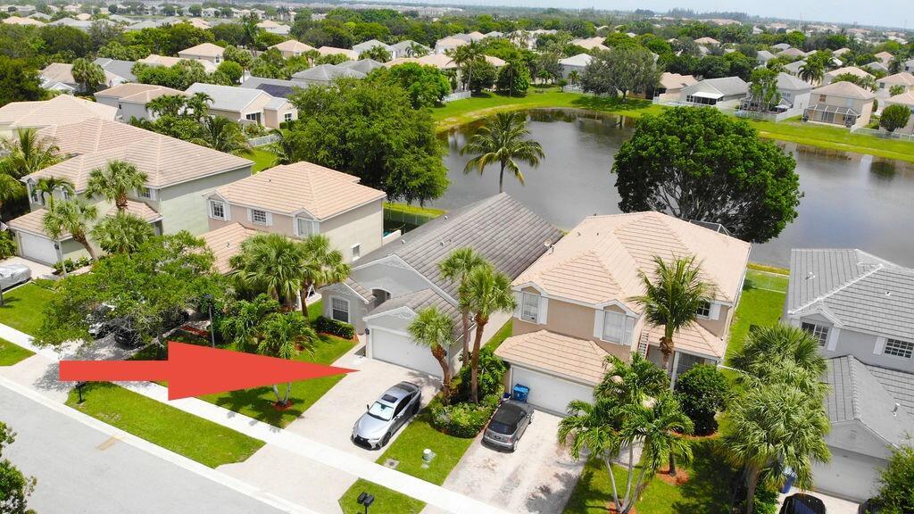 Building Photo - 137 Canterbury Pl