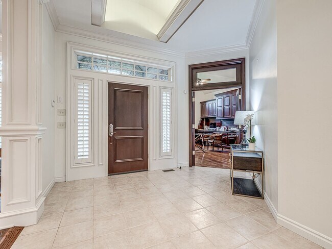 Building Photo - Stunning Luxury Home in East Edmond with a Pool/Jacuzzi + Woody Creek Addition + Theater Room+/5 ...