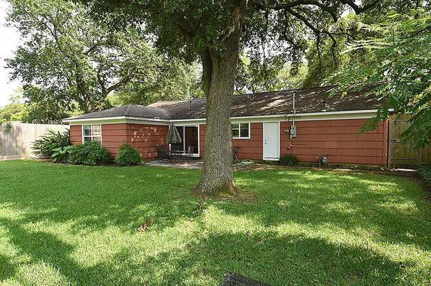 Building Photo - 5242 Beechnut St