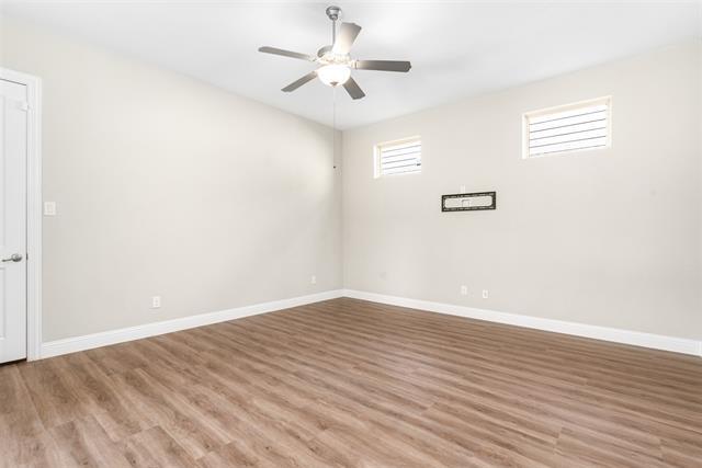 Building Photo - 12261 Hesse Dr