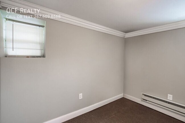 Building Photo - 5774 N 20th St