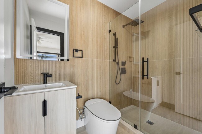 Building Photo - 65 HACKENSACK PLANK Rd