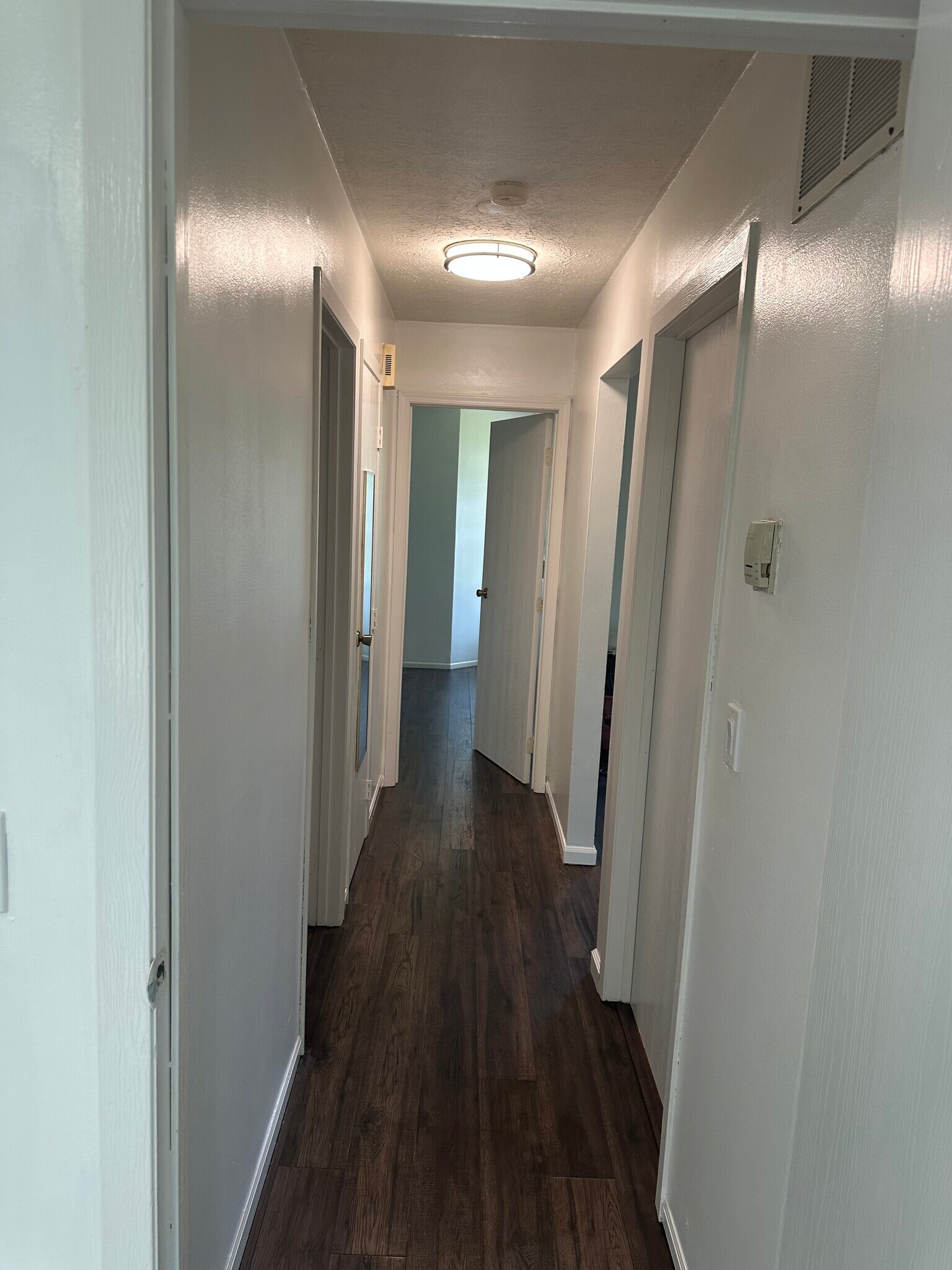 Building Photo - 3883 Millstone Rd