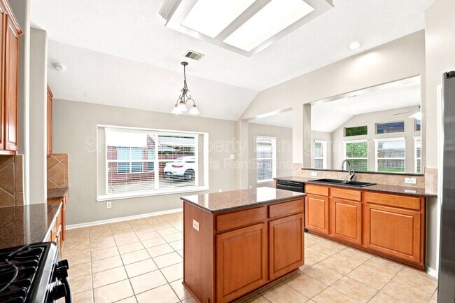 Building Photo - 24815 Corbin Gate Dr