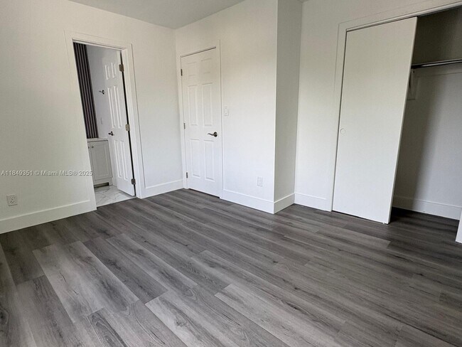 Building Photo - 3368 NW 51st Terrace