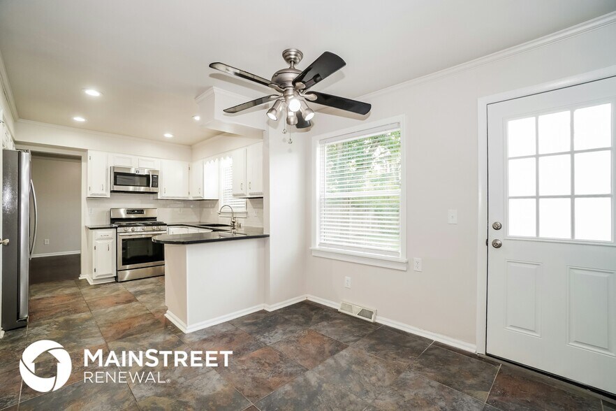 Building Photo - 1881 Faymeadow Ave