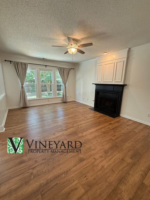 Building Photo - 303 Don Pierre Way