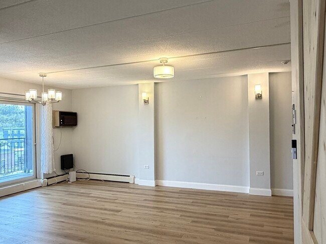 Building Photo - 995 Massachusetts Ave