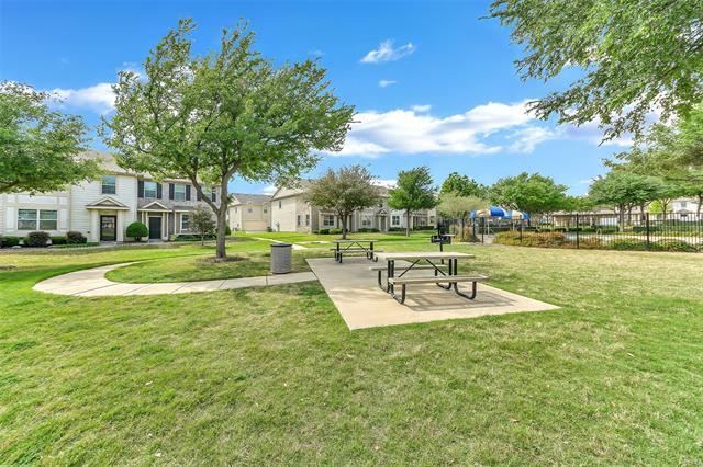 Building Photo - 6928 Carrington Ln