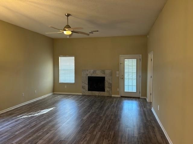 Building Photo - 1038 High Meadow Dr