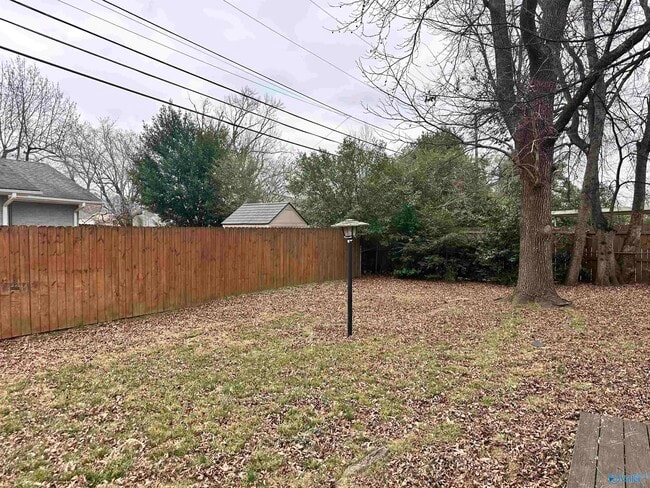 Building Photo - 326 Drake Ave SW