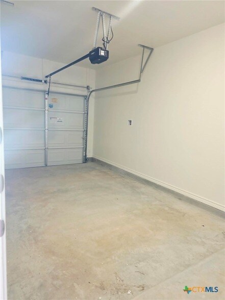 Building Photo - 3805 Sugar Hackberry Trl