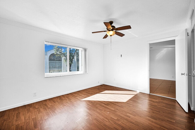 Building Photo - 3360 Spanish Moss Terrace