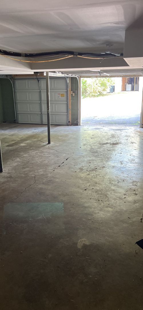Building Photo - Great 2 Bed 1 Bath Home in East Nashville!