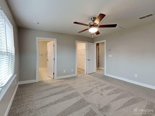Building Photo - 1507 Bailiff Ct SW