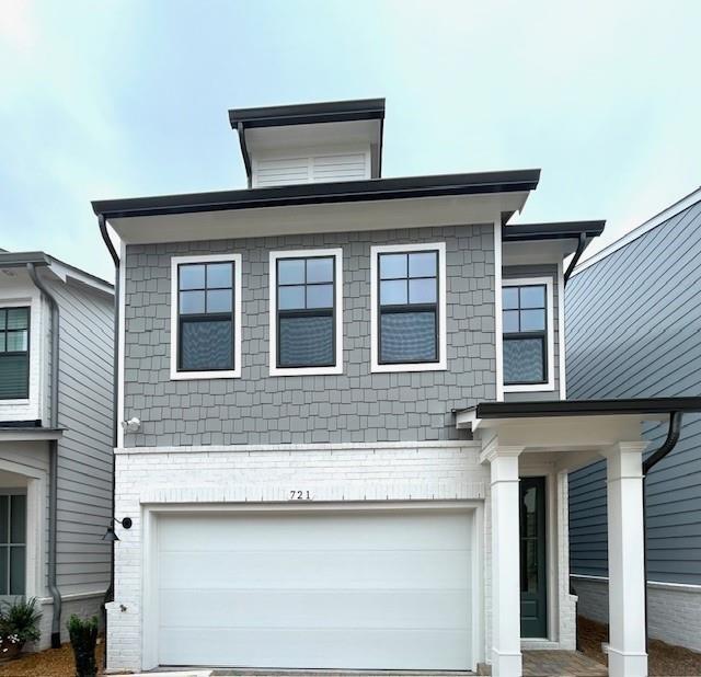Primary Photo - 721 Stickley Oak Way