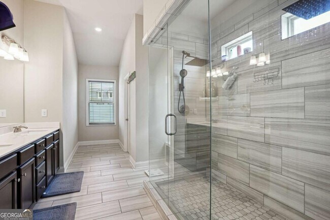 Building Photo - 106 Logan Pass Dr