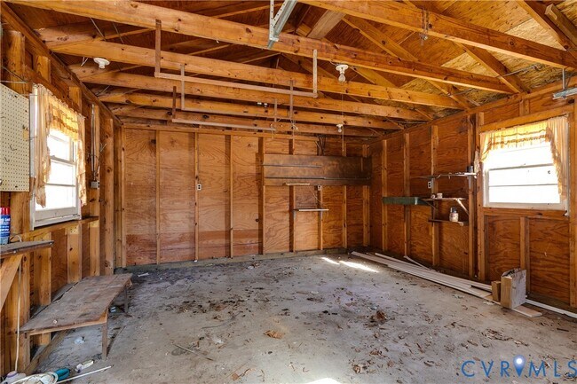 Building Photo - 5532 Jessup Rd