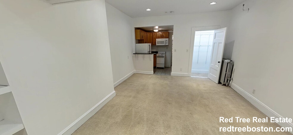 Building Photo - 379 Commonwealth Ave