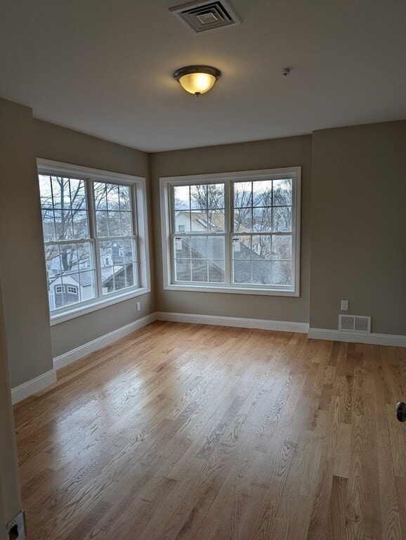 Building Photo - 207 Winthrop St