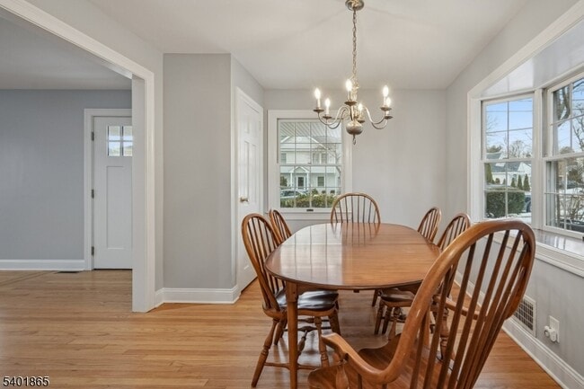 Building Photo - 16-21 Split Rock Rd