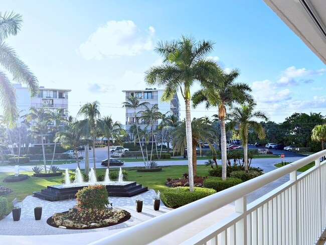 Building Photo - 3546 S Ocean Blvd