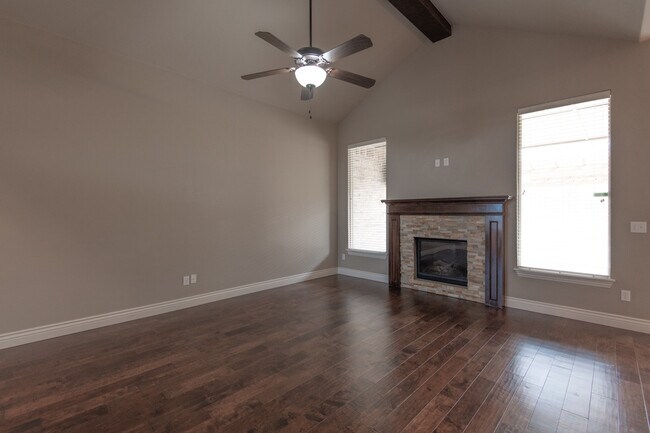 Building Photo - 2124 New Brook Dr