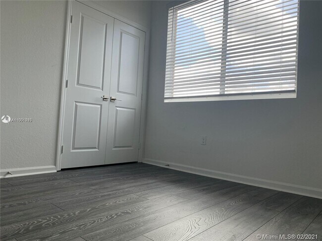 Building Photo - 2821 NW 180th St