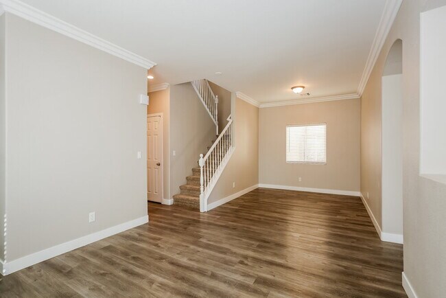 Building Photo - 37 Rosa Rosales Ct