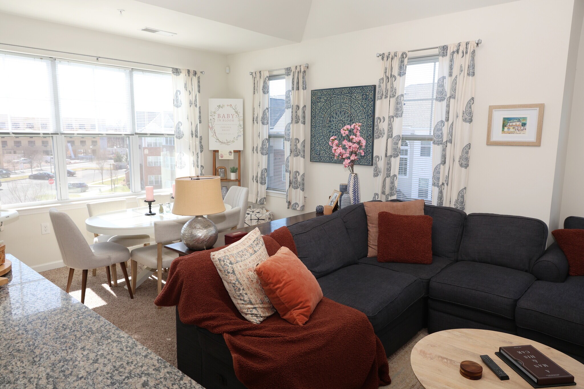 Building Photo - 233 US-206