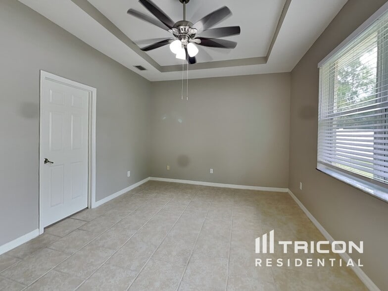 Building Photo - 24 Royal Palm Ln