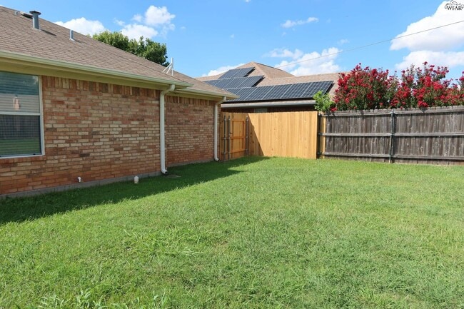 Building Photo - 5223 Air Force Dr