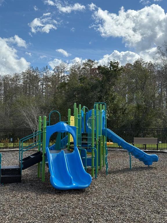 Building Photo - 2976 Skyline Lp