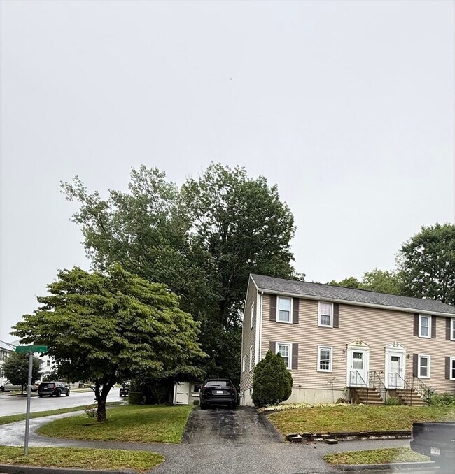 Building Photo - 23 Vincent Cir